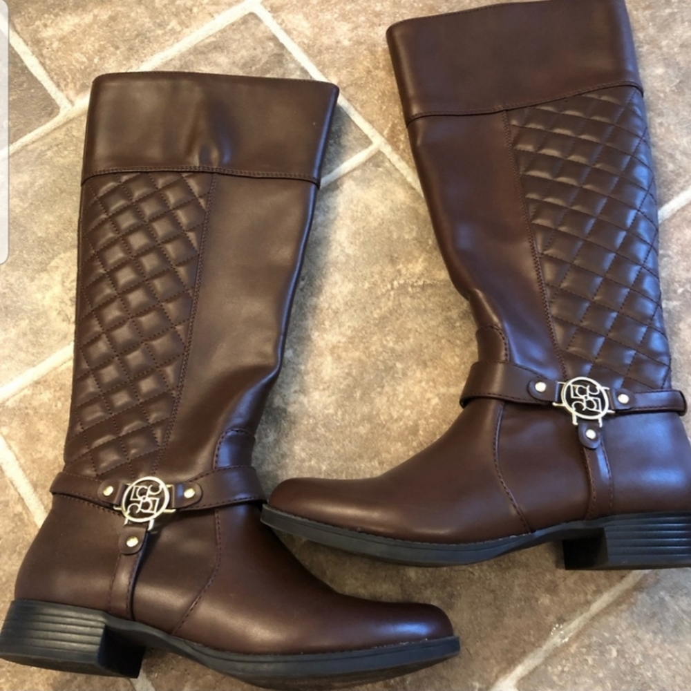 Dark chocolate high boots like brand new no flaws